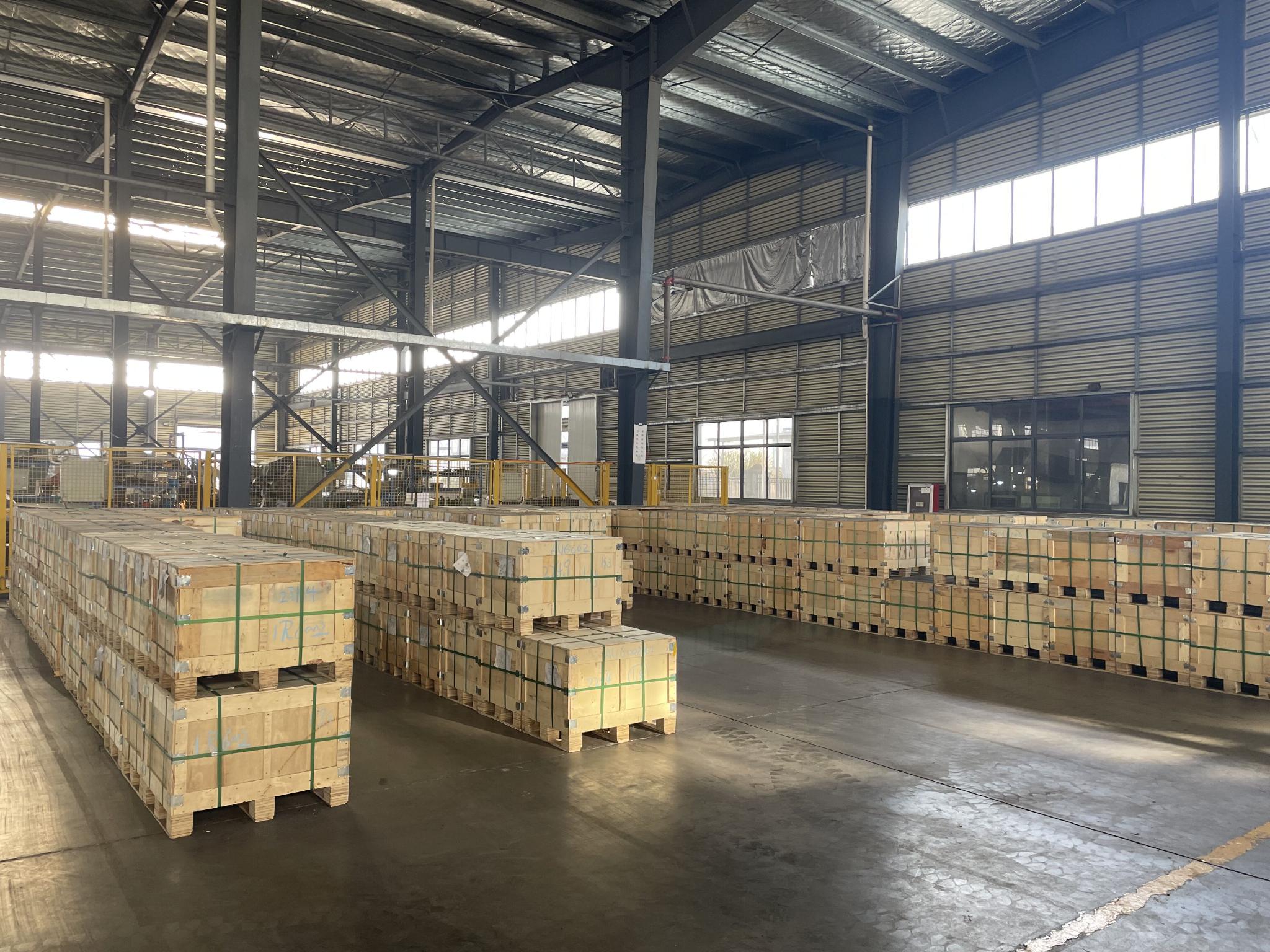 开足马力忙复产 奋进争创 “开门红”