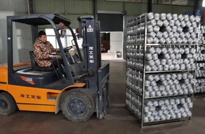 湖北千宝发展2万棒食用菌开新局